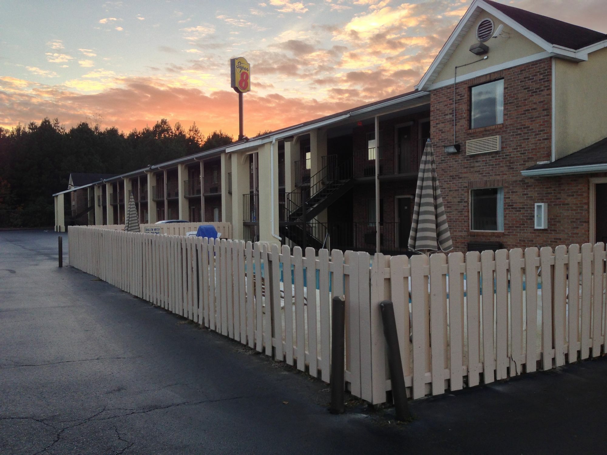 Super 8 Florence South Carolina エクステリア 写真
